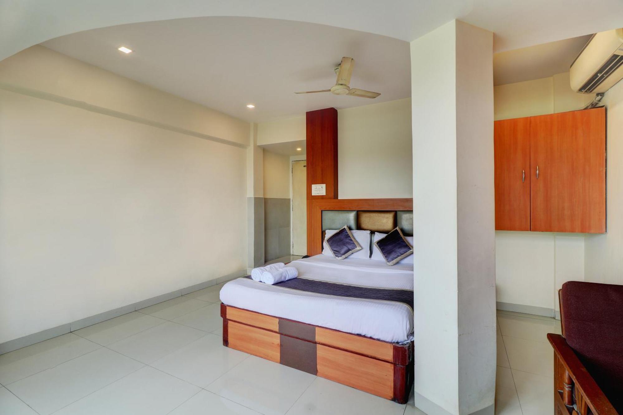 Hotel New Sarovar Grand Panvel Ngoại thất bức ảnh