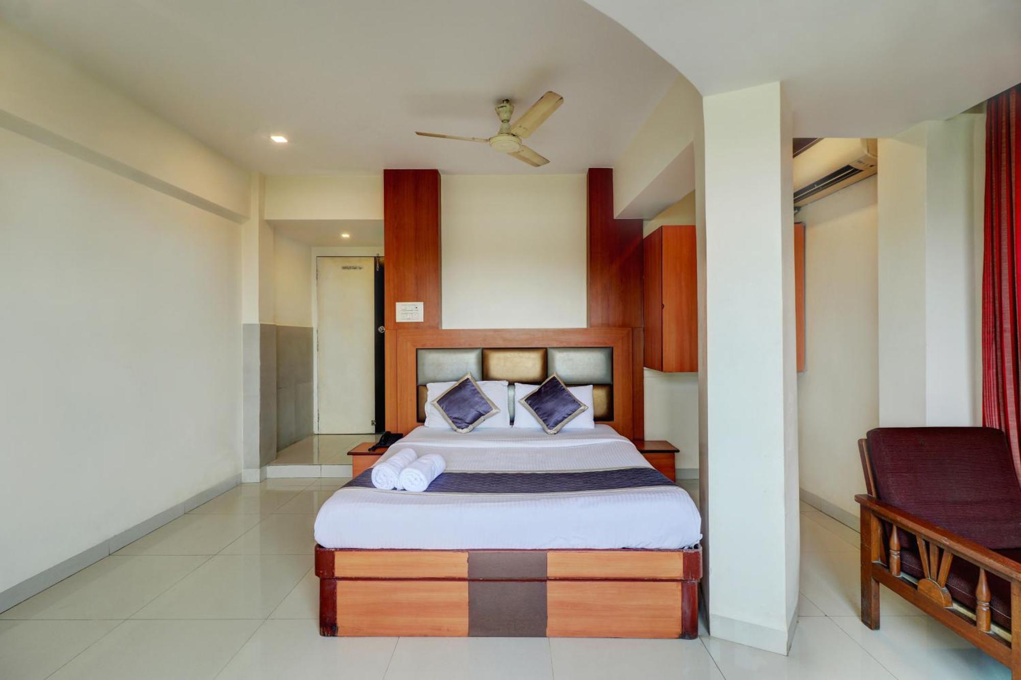 Hotel New Sarovar Grand Panvel Ngoại thất bức ảnh