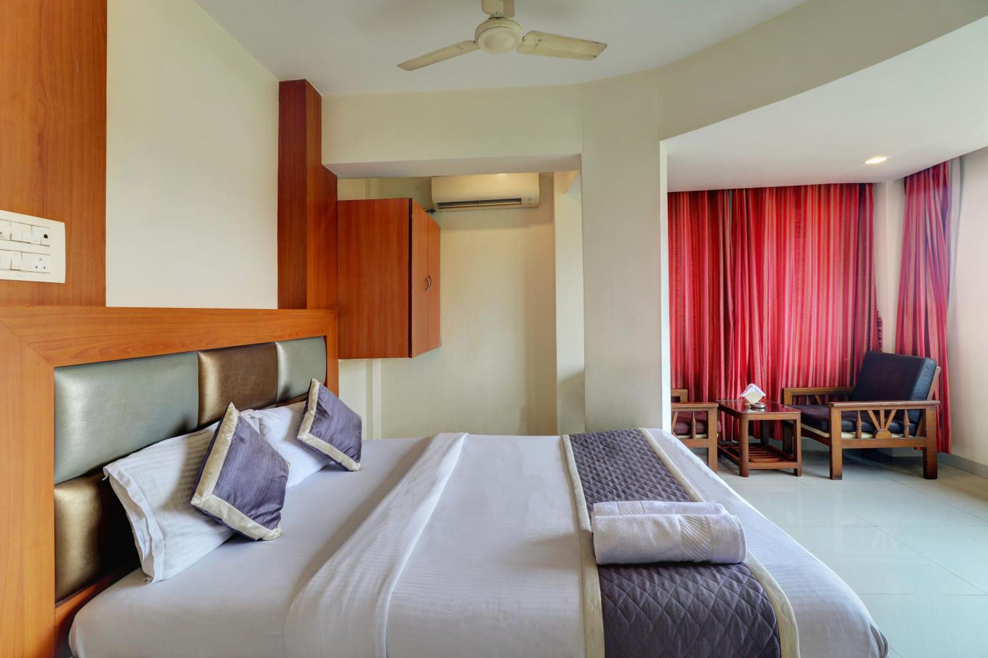 Hotel New Sarovar Grand Panvel Ngoại thất bức ảnh