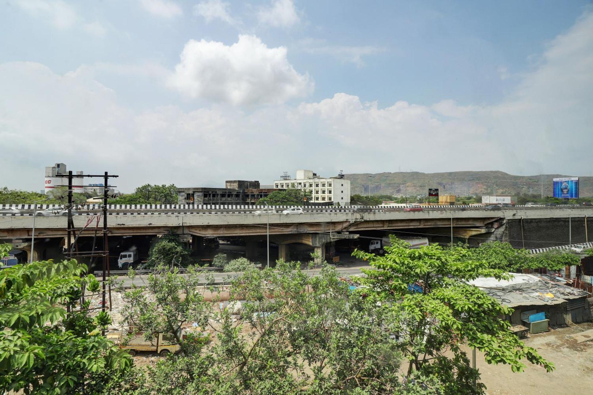 Hotel New Sarovar Grand Panvel Ngoại thất bức ảnh